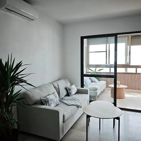 Bay Bliss Levante 아파트