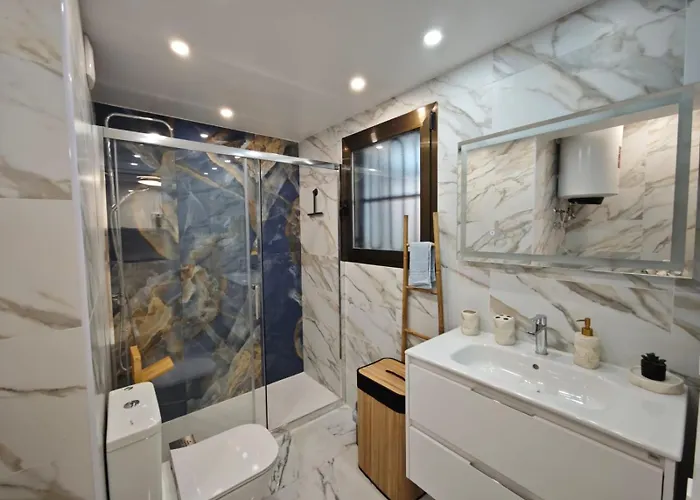 Bay Bliss Levante * بينايدورم